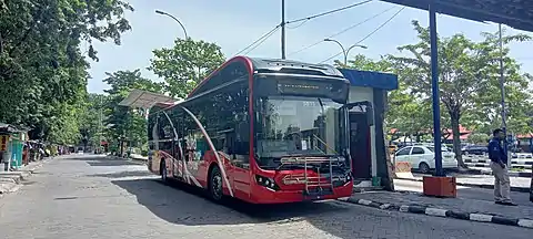 Suroboyo Bus rute R1/R2