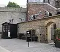 Baboon troop opposite the Jewel House