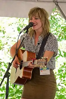 Anaïs Mitchell Folk singer-songwriter AB 2004