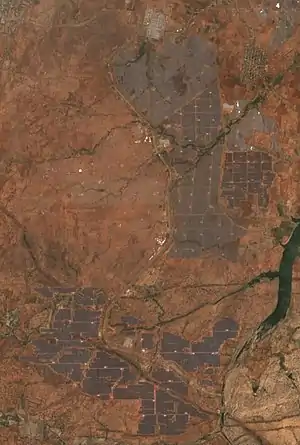 NP Kunta Ultra Mega Solar Park, Andhra Pradesh 978 MW .mw-parser-output .geo-default,.mw-parser-output .geo-dms,.mw-parser-output .geo-dec{display:inline}.mw-parser-output .geo-nondefault,.mw-parser-output .geo-multi-punct{display:none}.mw-parser-output .longitude,.mw-parser-output .latitude{white-space:nowrap}14°01′N 78°26′E / 14.017°N 78.433°E / 14.017; 78.433 (NP Kunta Ultra Mega Solar Power Project)