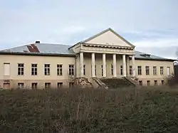 Arnionys Manor