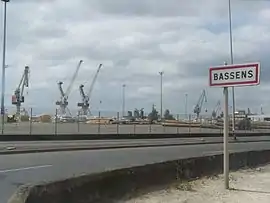 Docks