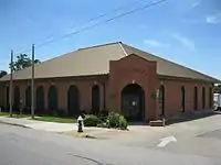 City Hall building on Holland and Luhn Streets