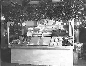 A stand in 1915