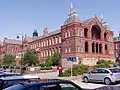 Royal Infirmary, Pembroke Place(1886–92; Grade II)