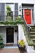 3 East Gordon Street, facade detail
