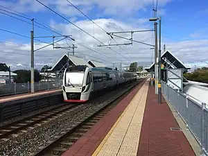Train at Cannington station platforms