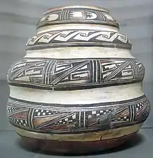 A Hopi jar by Nampeyo (c.1860–1942), made in Arizona, 1880.