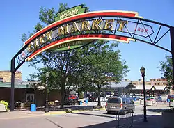 Entrance to the City Market farmer's market at Walnut Street & West 5th Street