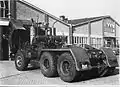 The FTF tractor had a 475 hp Detroit two-stroke diesel engine with Roots blower
