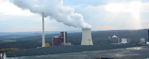 The Gottelborn Solar Park in front of coal-fired power plant "Weiher III".