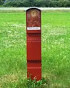 Wooden column shrine in Garsdorf, Bavaria