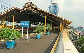 Gondangdia Station