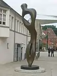Large Interior Form (1953–54), Henry Moore - Kunst in Schwäbisch Hall