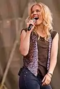 Ilse DeLange (4–5)