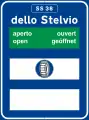 Information about road condition of passes: road open and mandatory snow chains
