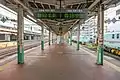 Jōetsu Line platforms