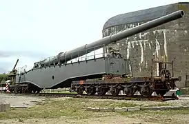 K5 28&nbsp;cm railway gun, at the museum.
