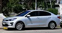 Facelift (sedan)