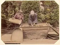 Wringing the Tealeaves on the Furnace