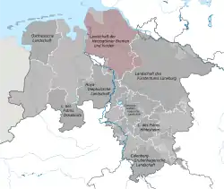 Former Bremen-Verden as of 1730 (in light pink) pasted over today's state borders (grey) and former region borders (white, as of 1977) with broken lines, indicating their changes between 1731 and 1977. At the northern tip the Land of Hadeln and Cuxhaven are excluded.