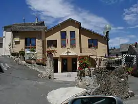 The town hall in Le Pla