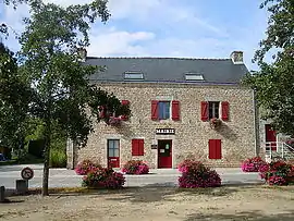 The town hall in Lanvaudan