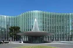 Image 28The National Art Center, Tokyo, designed by Kisho Kurokawa, is an "empty museum", lacking its own collection, which hosts temporary exhibitions from other organisations.
