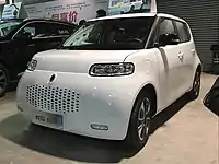 Ora White Cat (R2)