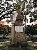 Isabellla I of Castille monument in 2005.