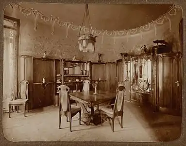 Dining room (c. 1910).  The house had a large dining room but no kitchen.