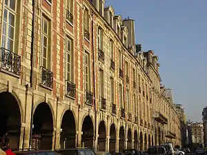Arcades, East part