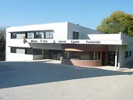 The modern town hall in Pont-de-Buis-lès-Quimerch