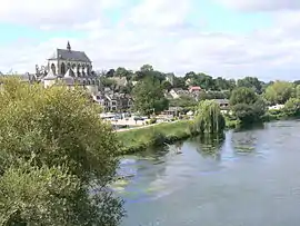 A general view of Pont-de-l'Arche