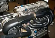 900&nbsp;hp (671&nbsp;kW) - side