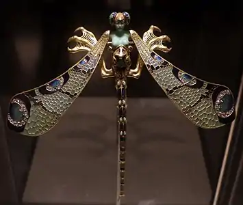 The Dragonfly brooch; by René Lalique; circa 1897–1898; gold, vitreous enamel, chrysoprase, chalcedony, moonstone and diamond; height: 23&nbsp;cm, width: 26.5&nbsp;cm; Calouste Gulbenkian Museum (Lisboa, Portugal)