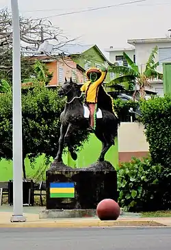 Statue in Hatillo, Hatillo