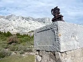 A stone commemorating the "Jubilee of 1851. The grateful parish of St Antonin"