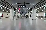 Line 10 concourse