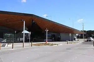 Main entrance at South Morang station