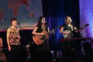 The Good Lovelies at Lottes Musiknacht Germany 2017
