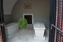 A picture of the two sarcophagi of George (at right) and Martha Washington at the present tomb at Mount Vernon.