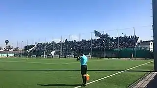 Stand B.