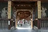 Two Niō who stand in the left (Ungyō) and the right (Agyō) of sanmon (gate) at Zentsū-ji in Japan