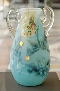 A vase commissioned by Élisabeth, inscribed with a quatrain by Robert de Montesquiou, her cousin.