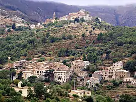 Ville-di-Paraso overlooked by Speloncato