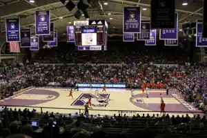 Northwestern Wildcats hosts Illinois Fighting Illini in the arena