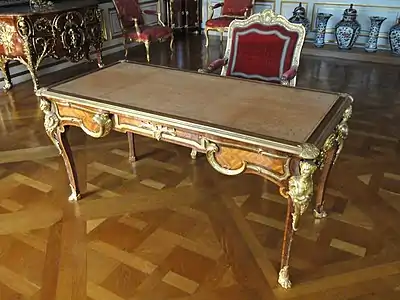Writing desk with Espagnolettes by Charles Cressent (1730–35)