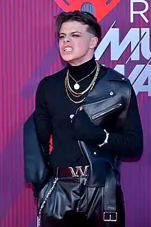 Harrison at the 2019 iHeartRadio Music Awards